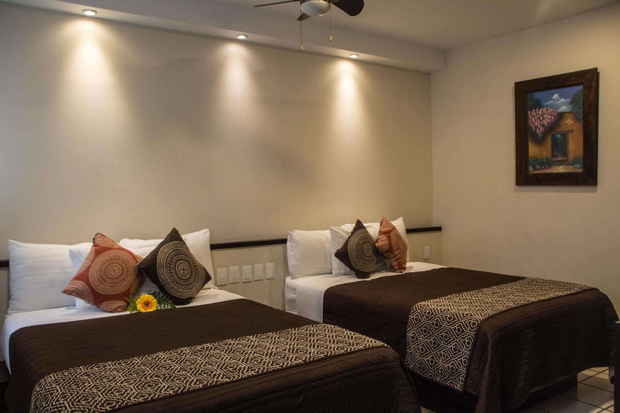 Hotel Mayis オアハカ州 エクステリア 写真